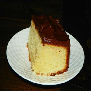 Chocolate Fudge and Golden Layer Cake_image