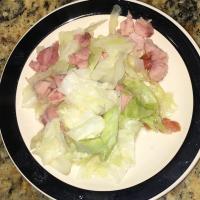 Fried Cabbage with Turkey_image
