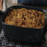 Cookie-Crusted Peach Cobbler image