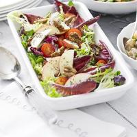 Lettuce, chicory & apple salad with poppy seed dressing_image