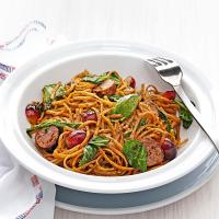 Balsamic Roasted Sausage and Grapes with Linguine_image