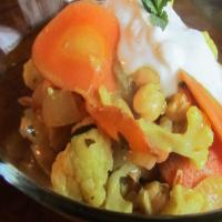 Coconut Curry With Cauliflower, Carrots, & Chickpeas_image