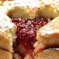 Jammie Dodger French Toast Recipe by Tasty image