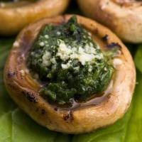 Stuffed Mushrooms With Blue Cheese_image