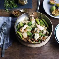 James Martin's Thai chicken and cashew stir-fry with charred limes recipe_image
