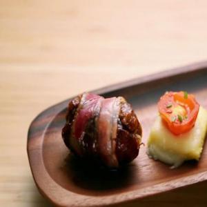 Bacon-Wrapped Dates with Chorizo and Manchego_image