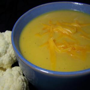 Cauliflower-Cheddar Soup_image
