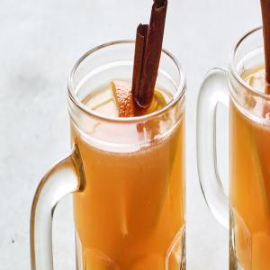Slow-Cooker Mulled Cider With Cardamom, Black Pepper and Ginger_image