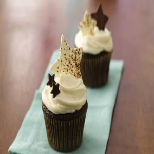Star-Studded Celebration Cupcakes image