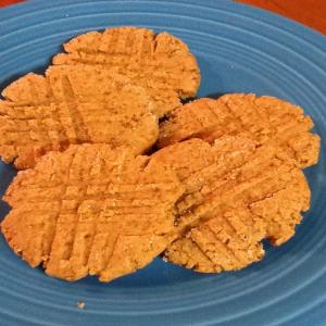 Gluten-Free Delicious Peanut Butter Cookies image