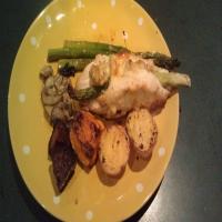Chicken Breasts With Asparagus and Artichokes_image