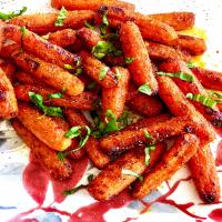 Air Fryer Sweet and Spicy Roasted Carrots image