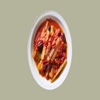 Tomato-Braised Celery with Olives_image