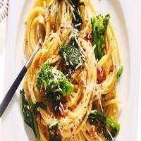 Miso Carbonara with Broccoli Rabe and Red-Pepper Flakes Recipe image