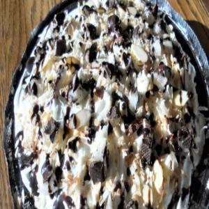 Almond Joy® Pudding Pie Recipe_image