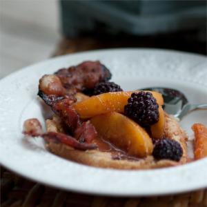 Spiced Blackberry and Peach Compote_image