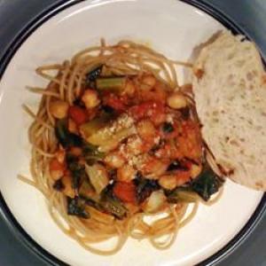 Vegetarian Pasta Sauce with Artichokes and Greens_image