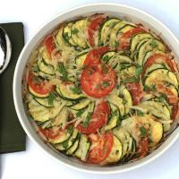 Zucchini, tomato, and onion tray bake_image
