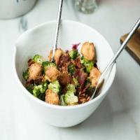 Broccoli Salad with Baked Croutons_image