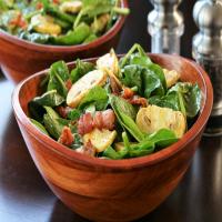 Spinach Salad with Curry Vinaigrette_image