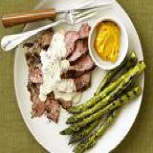 Grilled Flank Steak with Gorgonzola Cream Sauce and Asparagus_image