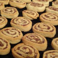 Date Nut Pinwheel Cookies_image