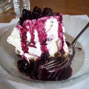 Blueberries and cream pie_image