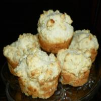 Paula Deen's Sour Cream Biscuits_image