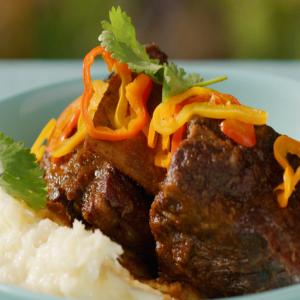 Malta-Braised Short Ribs with Pickled Sweet Peppers and Yucca Mash_image