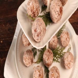 Holiday Peanut Butter Whiskey Balls_image