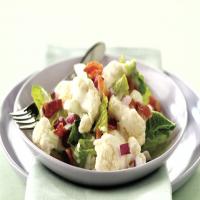 Creamy Lettuce-Cauliflower Salad Recipe_image