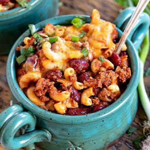 Chili Mac and Cheese (30 Minute Meal) | Mom On Timeout_image