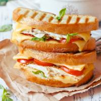 Bruschetta-style Grilled Cheese Sandwich_image