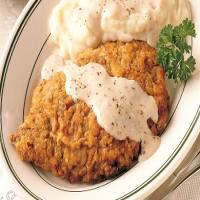 Chicken Fried Steak with Mashed Potatoes and Peppered Cream Gravy Recipe - (4.2/5)_image