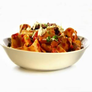 Portobello Mushroom, Hot and Sweet Pepper Ragu with Pappardelle image
