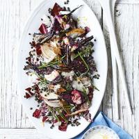 Smoked mackerel & beetroot salad with creamy horseradish dressing image