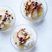 Rice Pudding with Fresh Pears and Honey image