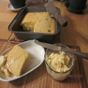 Cornbread and Whipped Honey Butter_image