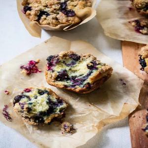 Big Blueberry Streusel Muffins_image