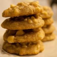Macadamia Nut Chocolate Chip Cookies image