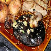 Grilled Portobello Mushrooms & Shallots With Rosemary-Dijon_image