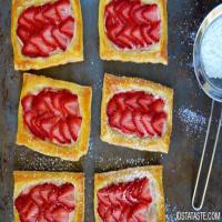 5-Ingredient Strawberry Breakfast Pastries Recipe - (4.4/5) image