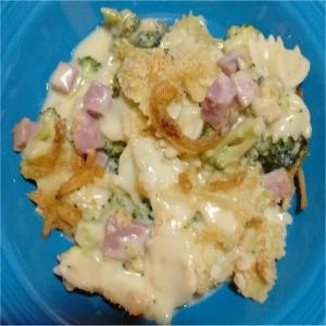 Cheesy Ham & Broccoli Pasta Casserole_image