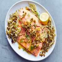 Wild Salmon With Fennel and Pistachios_image
