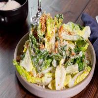 Caesar Salad with Sesame Croutons_image