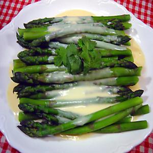 Asparagus With Cheese Sauce_image