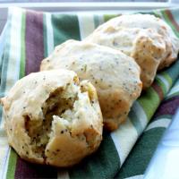Poppy Onion Biscuits_image
