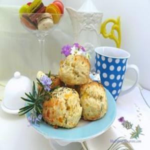 Fluffy Cheese Scones_image