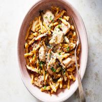 Creamy One-Pot Pasta With Chicken and Mushrooms image