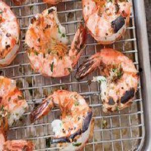 Garlicky Roasted Shrimp with Parsley and Anise_image